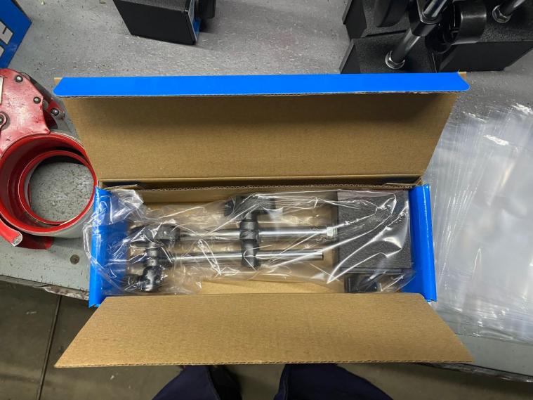 Magnetic Base Put into a Color Box - 1